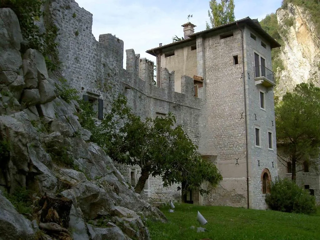 *** Bed & Breakfast Castrum di Serravalle Vittorio Veneto Italia